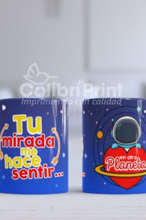 Tu mirada me hace sentir en otro planeta
