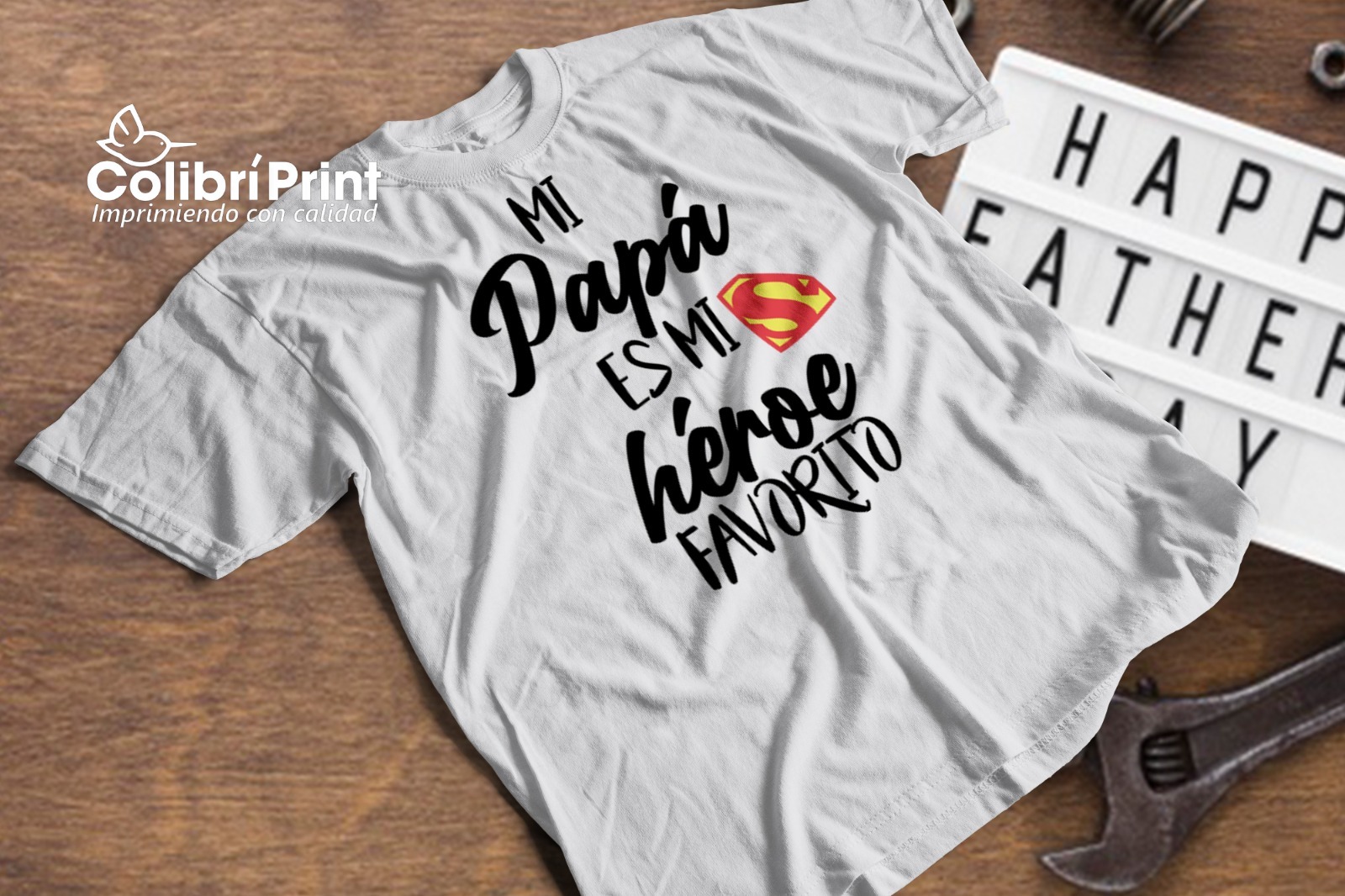 Playera "Mi papá es mi héroe favorito"