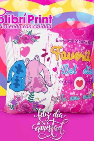 Cojín stitch "Eres mi momento favorito del día"